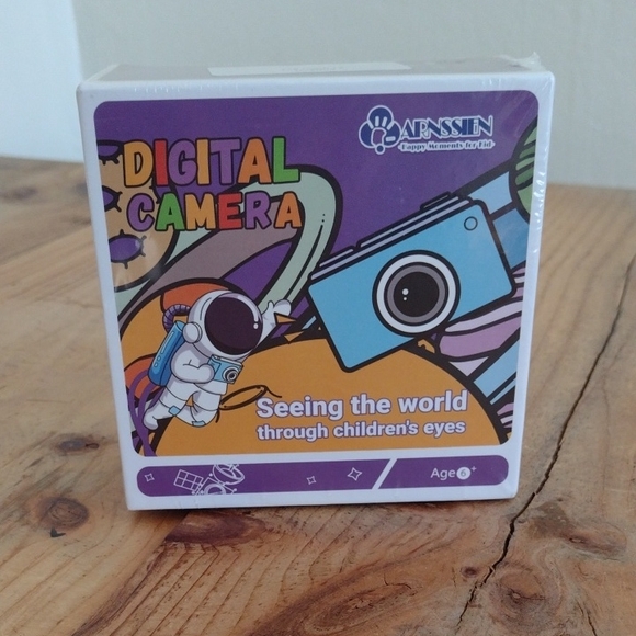 Arnssien Happy Moments for Kids Blue Digital Camera New in Box - Picture 2 of 3